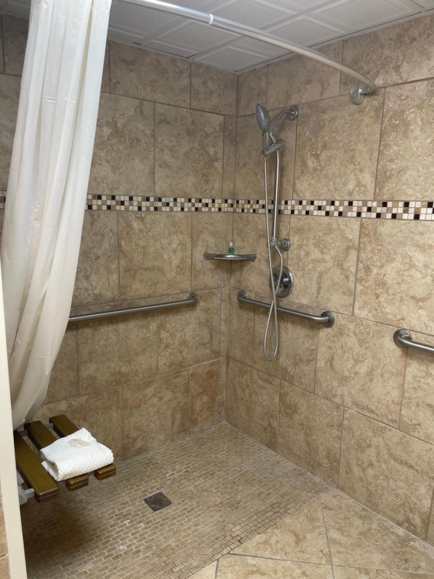 Suburban Studios Cordele Bagian luar foto